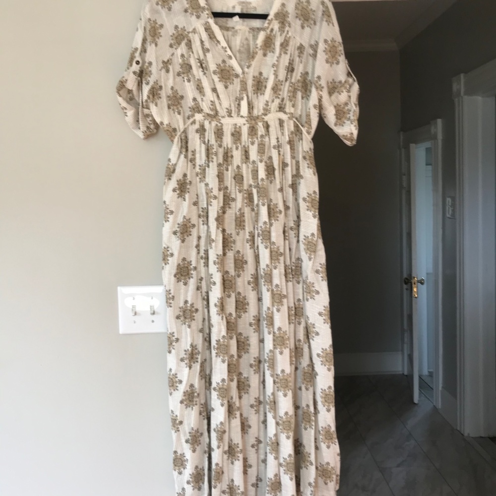 Cream Maxi w/ Side Ties